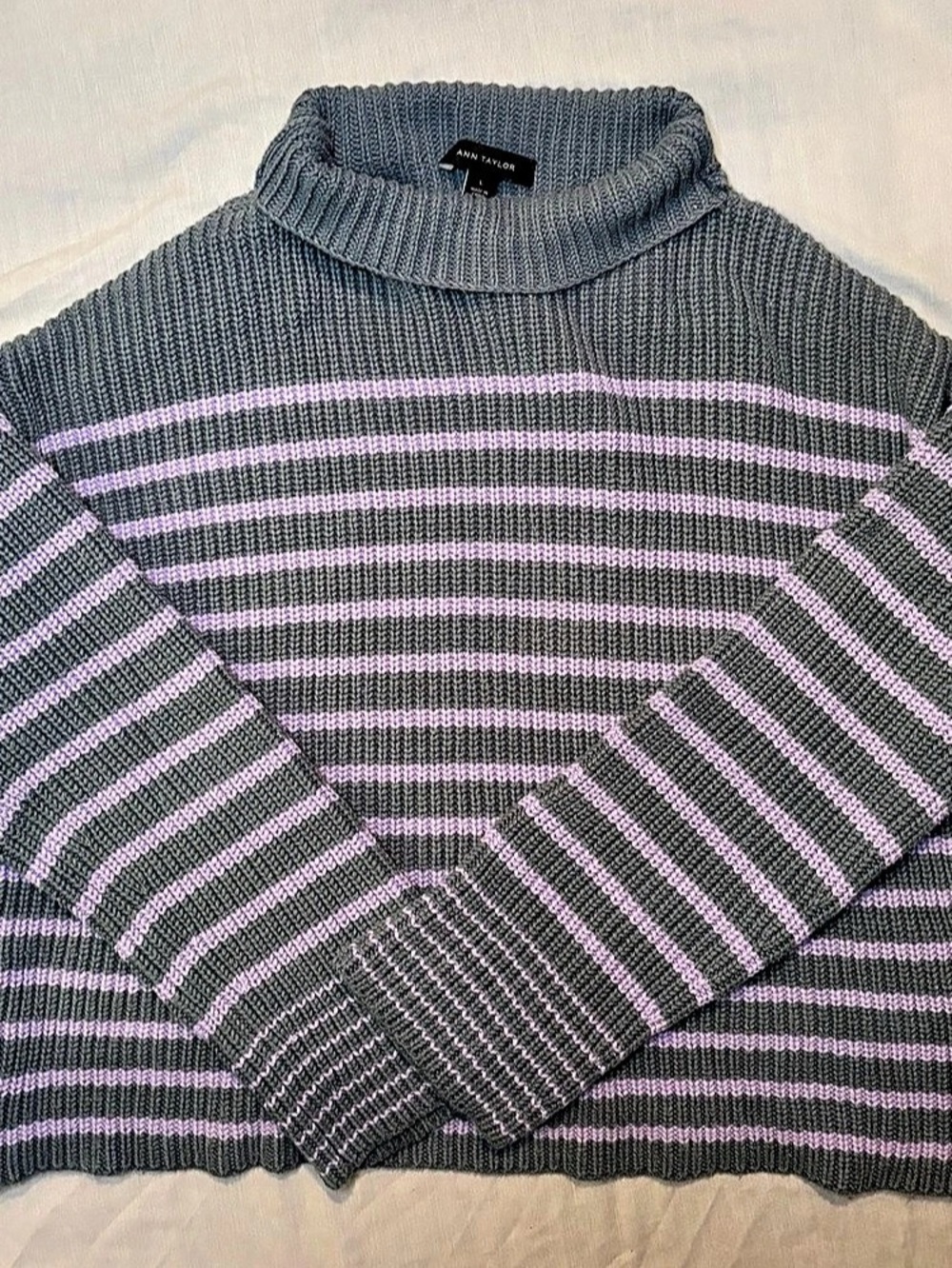 Ann Taylor Cropped Striped Cowl Neck Sweater in Gray & Purple Size Large